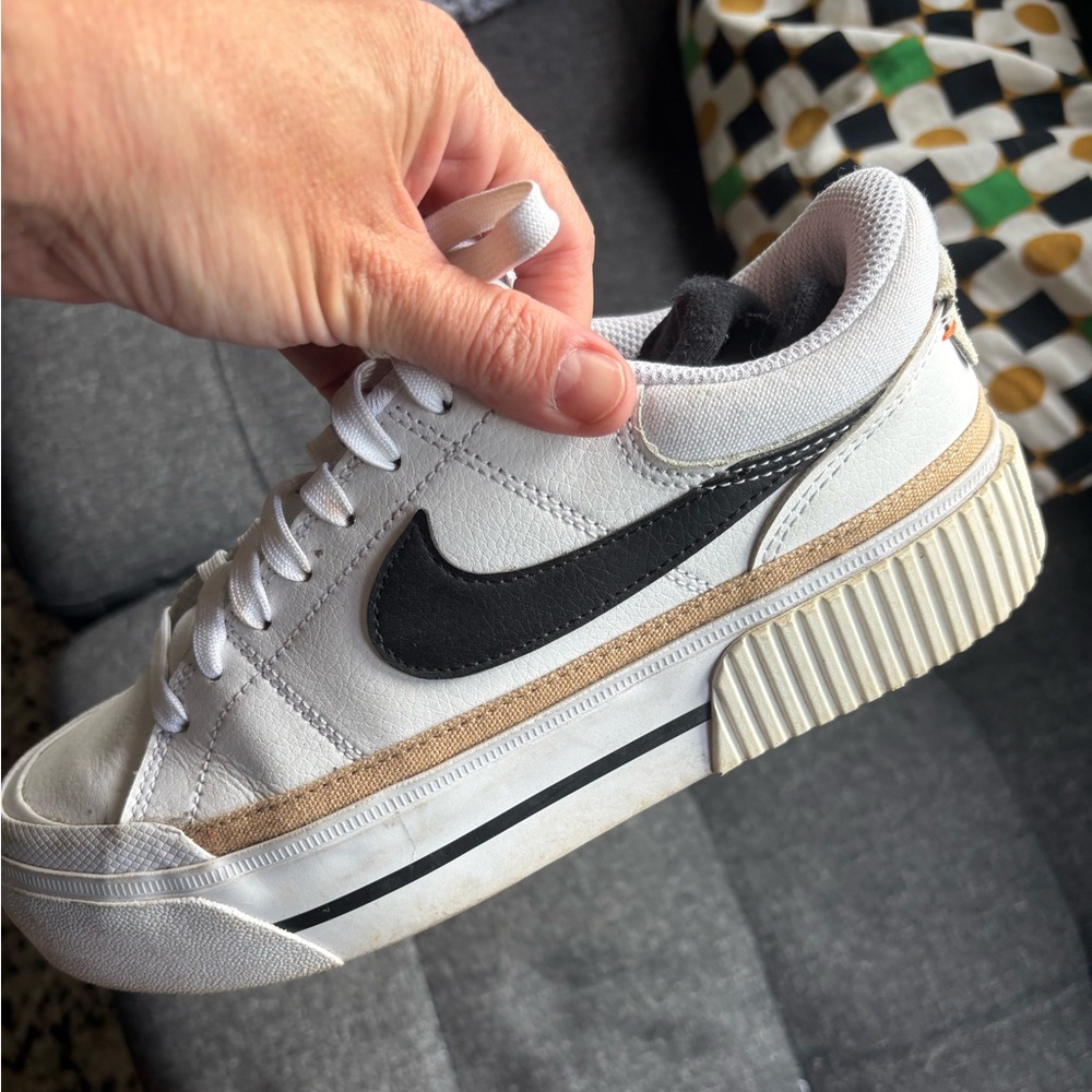 Nike Women’s Court Legacy Lift Platform Sneaker